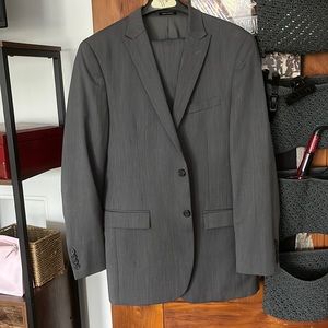 Dark grey Egara Slim fit suit